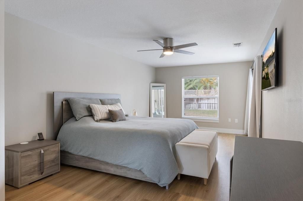 For Sale: $535,000 (3 beds, 2 baths, 1615 Square Feet)