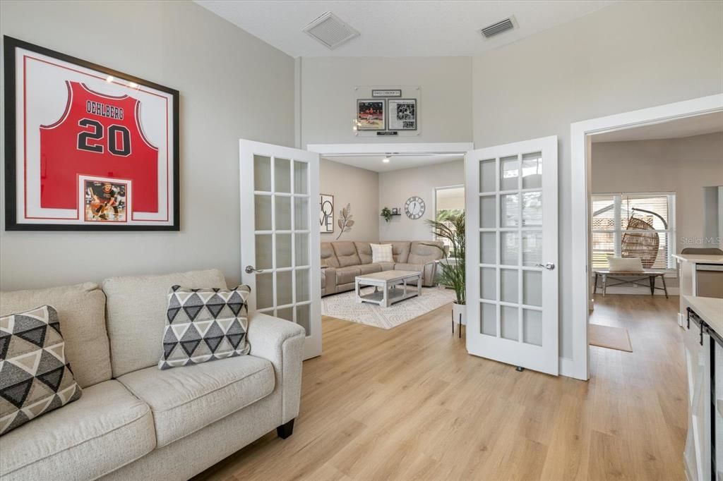 For Sale: $535,000 (3 beds, 2 baths, 1615 Square Feet)