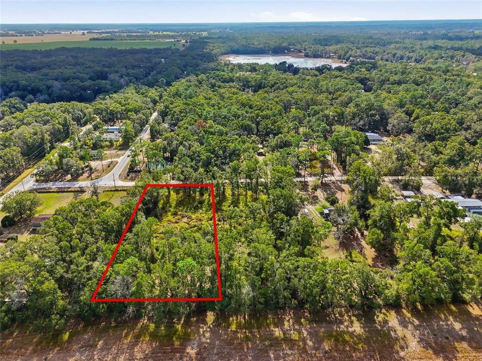En Venta: $45,900 (0.92 acres)
