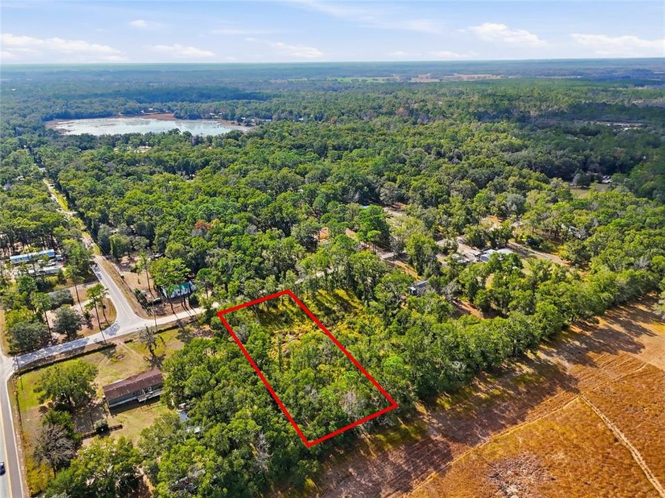 En Venta: $45,900 (0.92 acres)