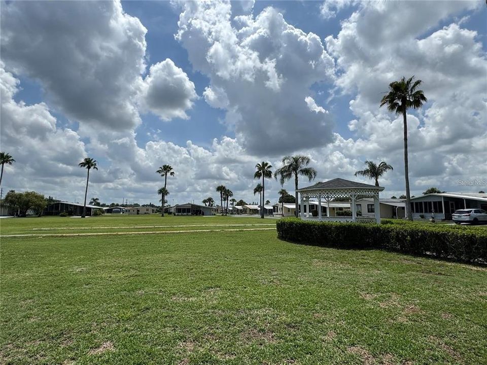 Active With Contract: $59,000 (2 beds, 2 baths, 1176 Square Feet)