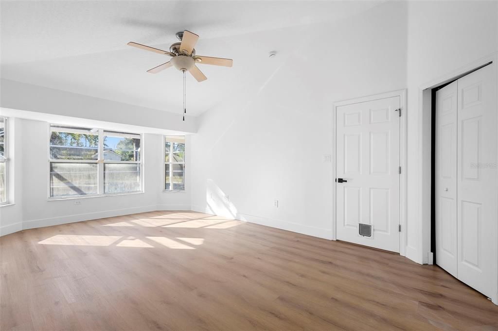 En Venta: $415,000 (3 camas, 2 baños, 1735 Pies cuadrados)