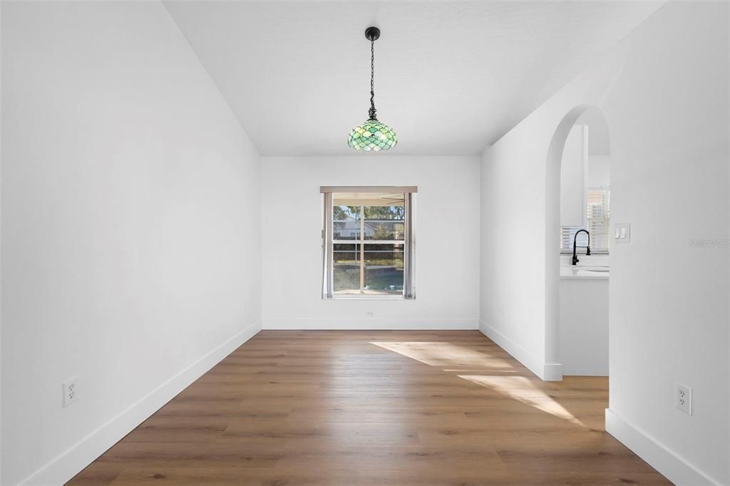 En Venta: $415,000 (3 camas, 2 baños, 1735 Pies cuadrados)