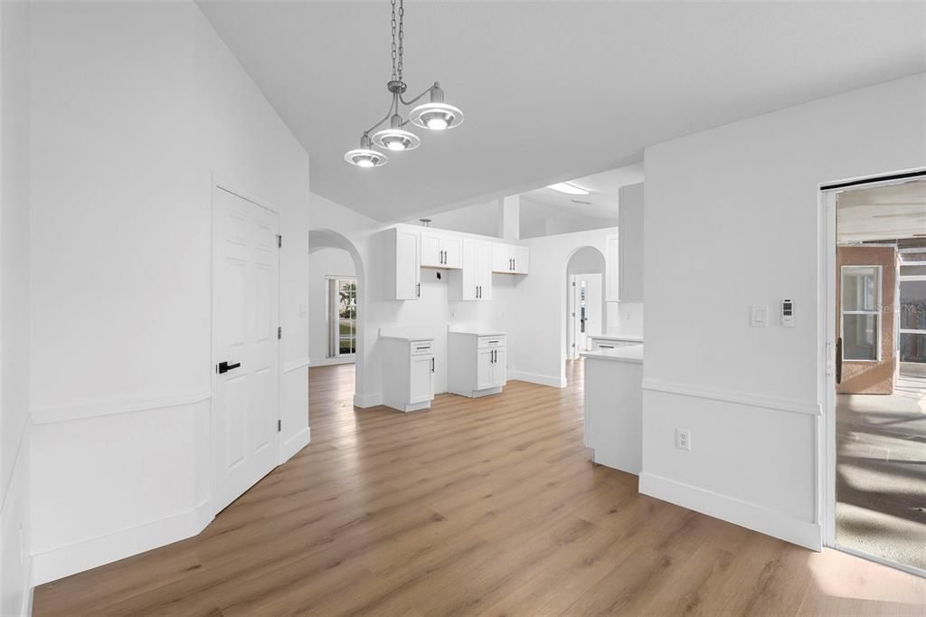 En Venta: $415,000 (3 camas, 2 baños, 1735 Pies cuadrados)