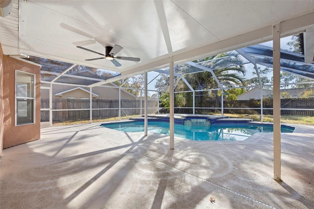 En Venta: $415,000 (3 camas, 2 baños, 1735 Pies cuadrados)