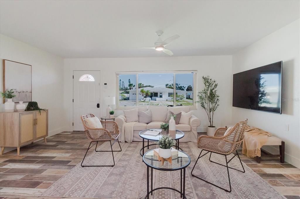 For Rent: $5,500 (3 beds, 2 baths, 1352 Square Feet)