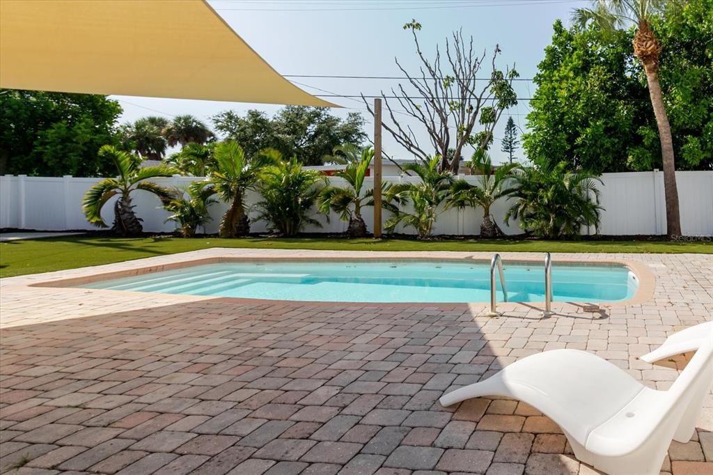 For Rent: $5,500 (3 beds, 2 baths, 1352 Square Feet)