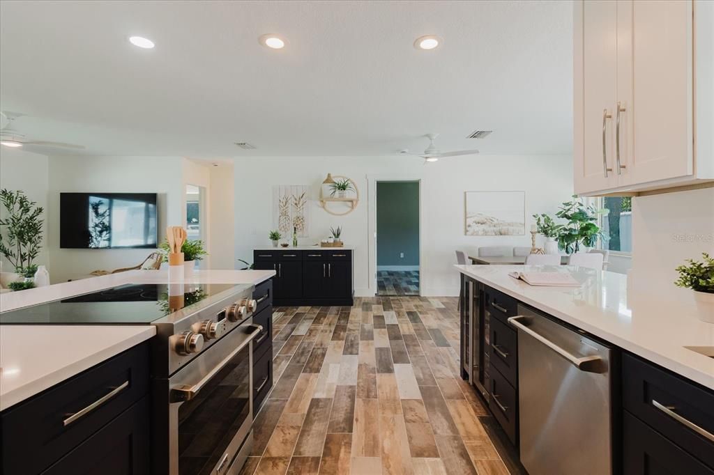 For Rent: $5,500 (3 beds, 2 baths, 1352 Square Feet)