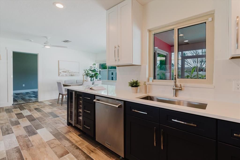 For Rent: $5,500 (3 beds, 2 baths, 1352 Square Feet)