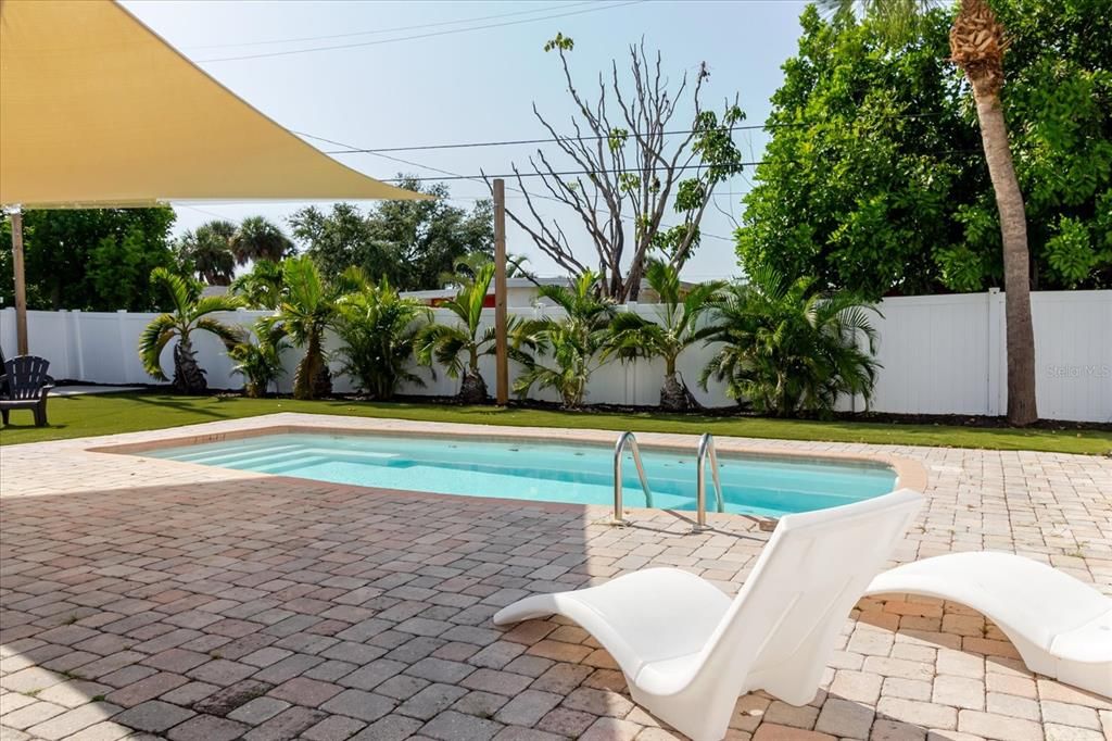 For Rent: $5,500 (3 beds, 2 baths, 1352 Square Feet)