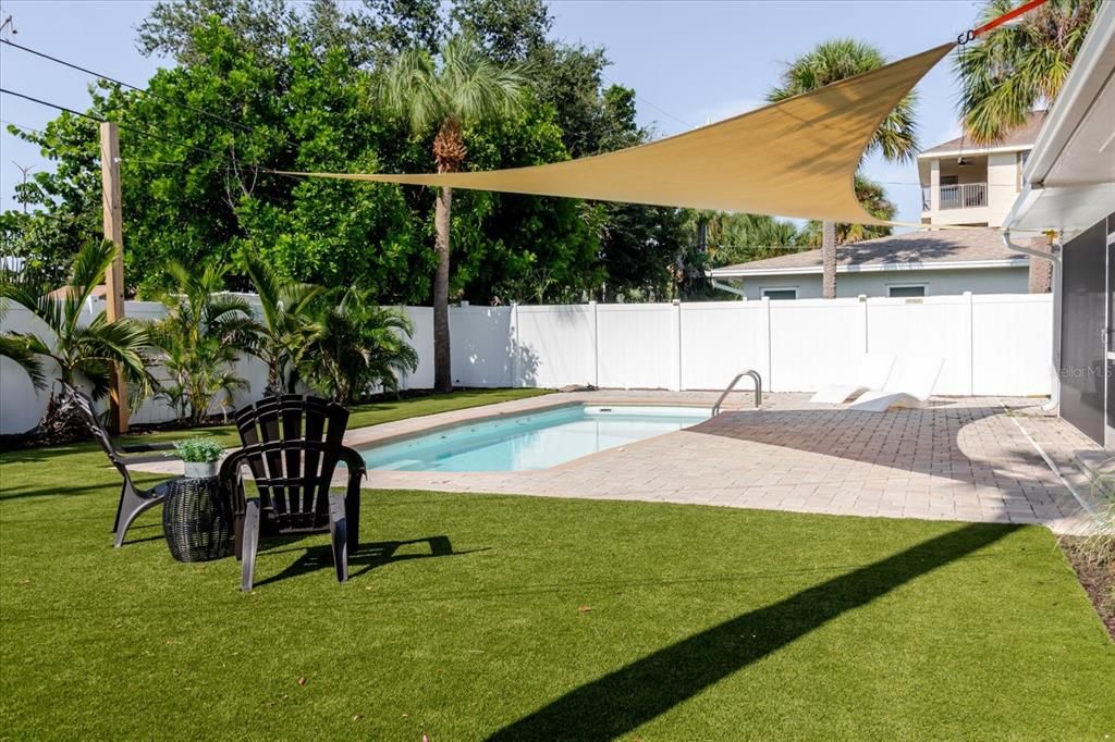 For Rent: $5,500 (3 beds, 2 baths, 1352 Square Feet)