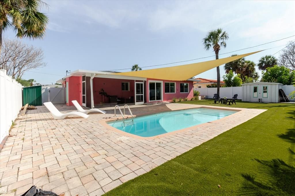 For Rent: $5,500 (3 beds, 2 baths, 1352 Square Feet)