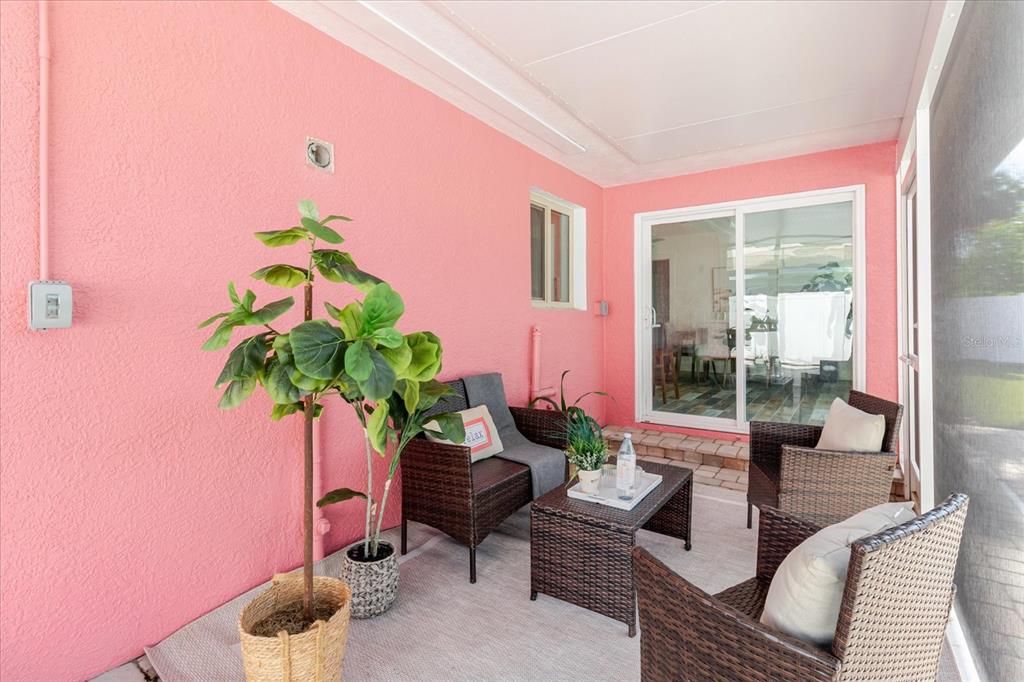 For Rent: $5,500 (3 beds, 2 baths, 1352 Square Feet)