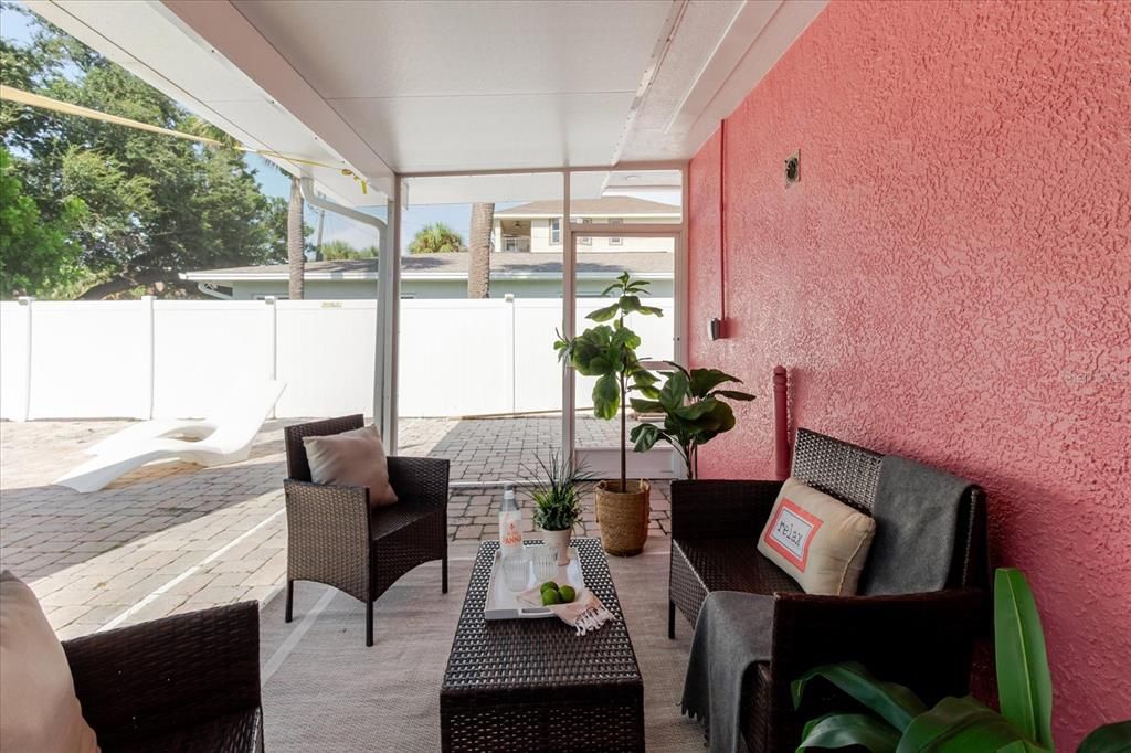 For Rent: $5,500 (3 beds, 2 baths, 1352 Square Feet)