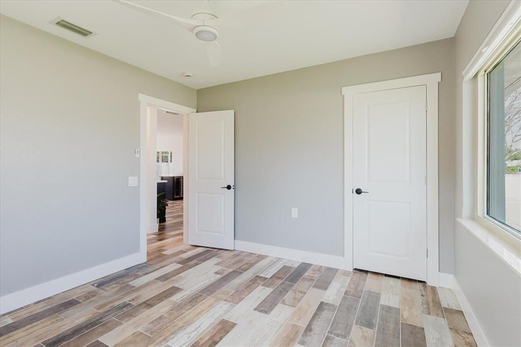 For Rent: $5,500 (3 beds, 2 baths, 1352 Square Feet)