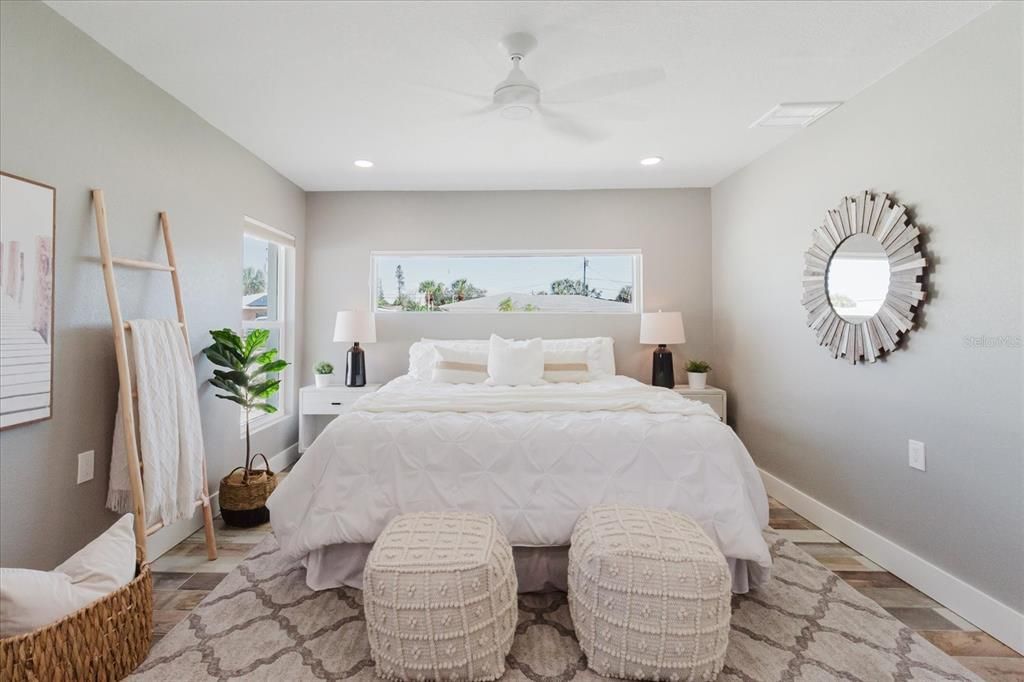 For Rent: $5,500 (3 beds, 2 baths, 1352 Square Feet)