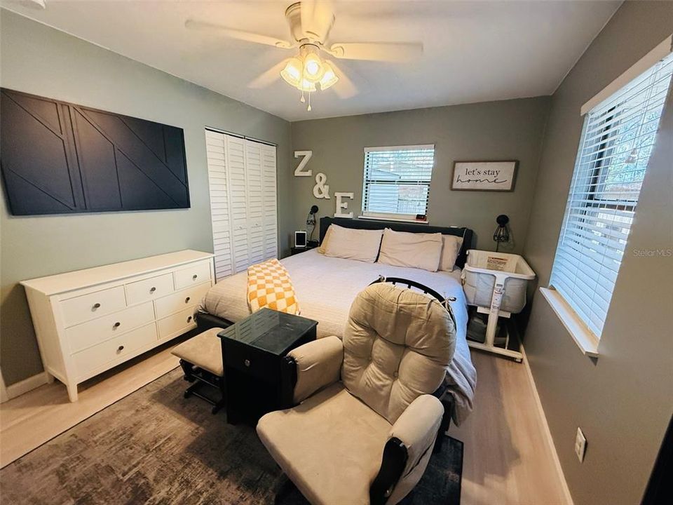 На продажу: $259,000 (4 спален, 2 ванн, 1308 Квадратных фут)