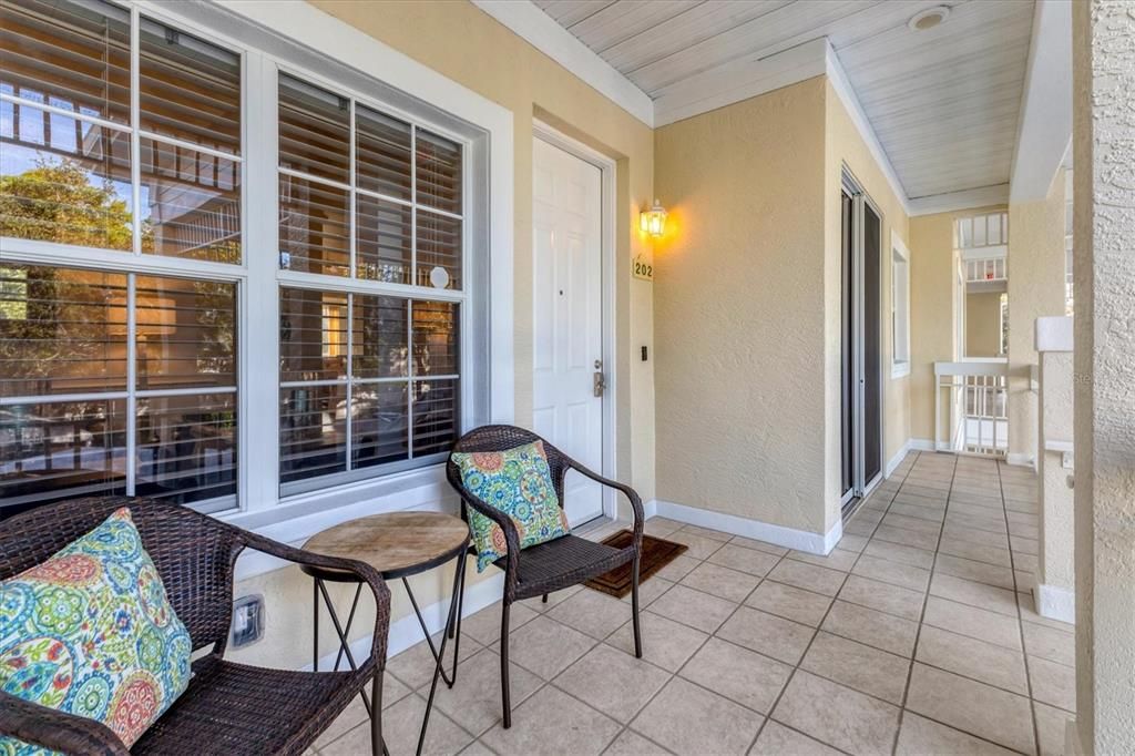 Active With Contract: $725,000 (3 beds, 3 baths, 2271 Square Feet)