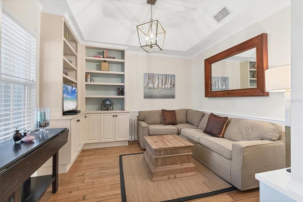 Active With Contract: $725,000 (3 beds, 3 baths, 2271 Square Feet)