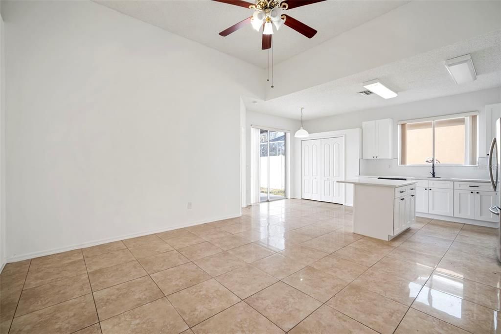 待售: $349,900 (3 贝兹, 2 浴室, 1590 平方英尺)