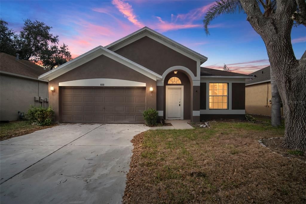 待售: $349,900 (3 贝兹, 2 浴室, 1590 平方英尺)