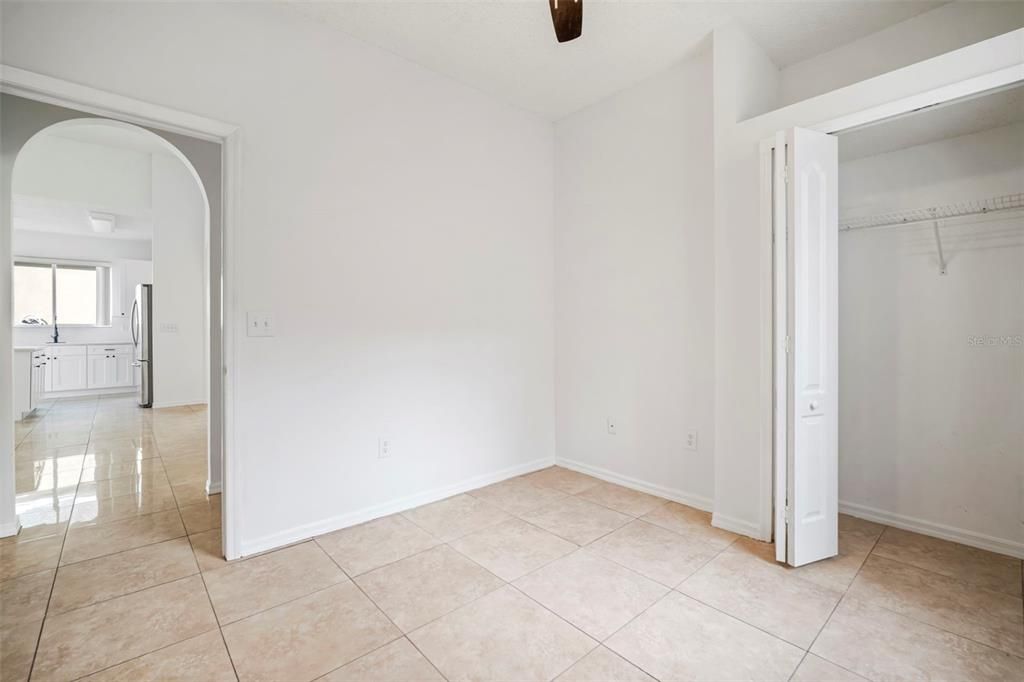 待售: $349,900 (3 贝兹, 2 浴室, 1590 平方英尺)