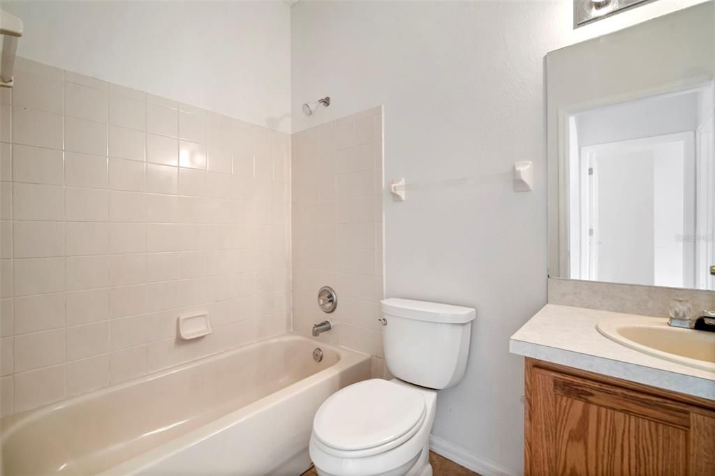 待售: $349,900 (3 贝兹, 2 浴室, 1590 平方英尺)