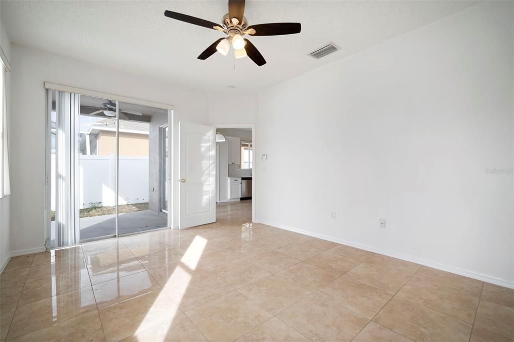 待售: $349,900 (3 贝兹, 2 浴室, 1590 平方英尺)