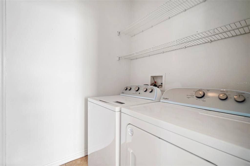 待售: $349,900 (3 贝兹, 2 浴室, 1590 平方英尺)