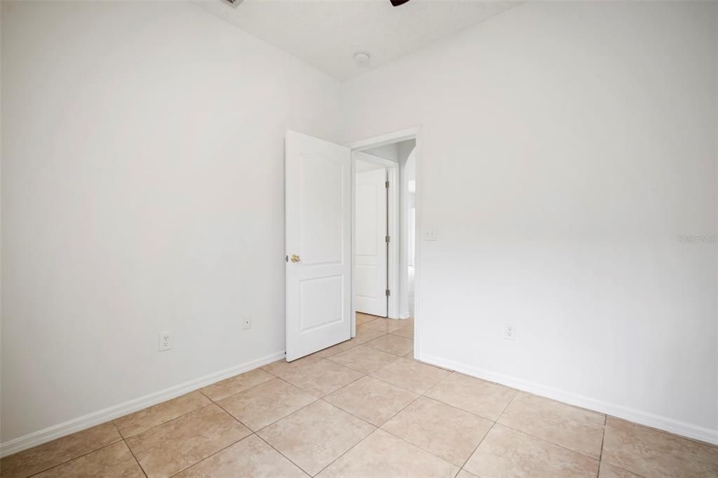 待售: $349,900 (3 贝兹, 2 浴室, 1590 平方英尺)