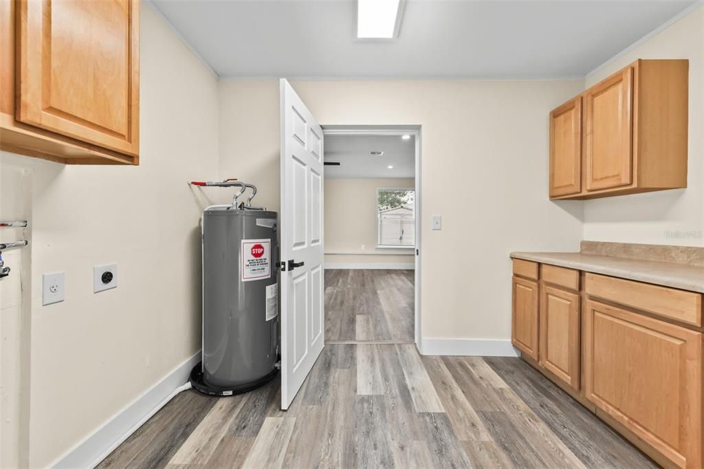 En Venta: $379,990 (3 camas, 2 baños, 1424 Pies cuadrados)