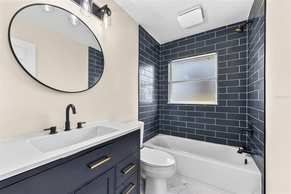 En Venta: $379,990 (3 camas, 2 baños, 1424 Pies cuadrados)