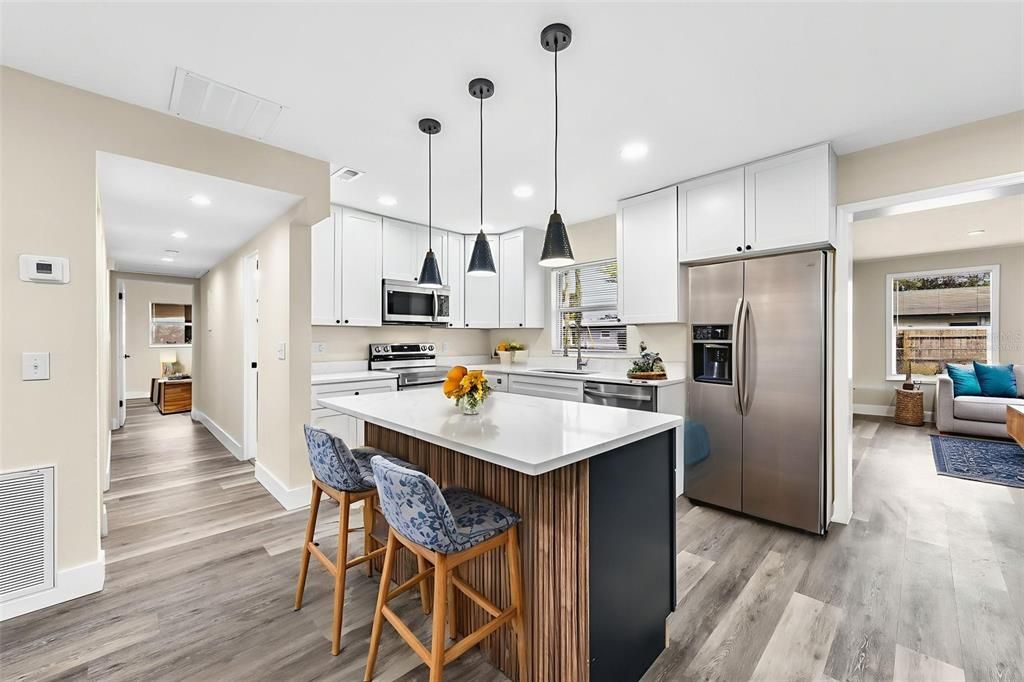 En Venta: $379,990 (3 camas, 2 baños, 1424 Pies cuadrados)