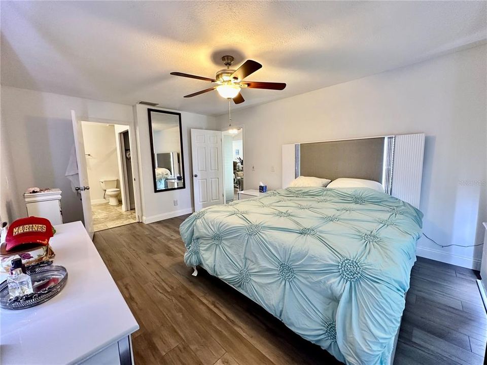 待售: $649,900 (3 贝兹, 2 浴室, 1761 平方英尺)