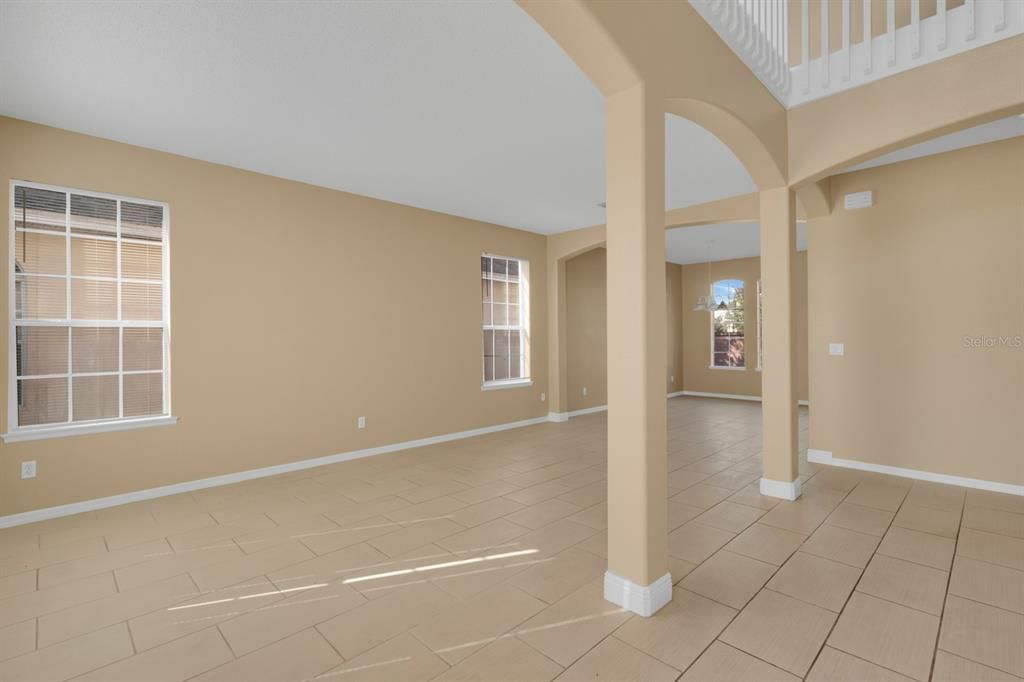 For Sale: $487,000 (4 beds, 2 baths, 2945 Square Feet)