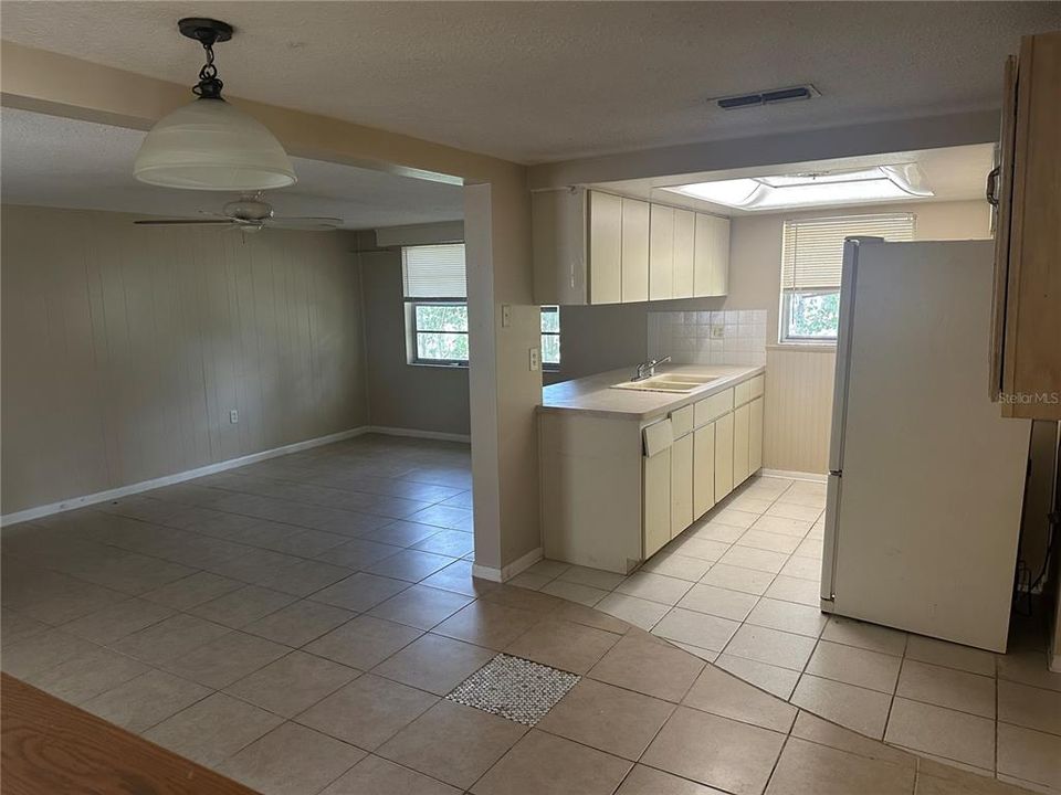 For Rent: $1,500 (2 beds, 2 baths, 1314 Square Feet)