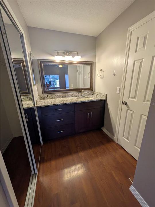 En Venta: $330,000 (3 camas, 2 baños, 1238 Pies cuadrados)