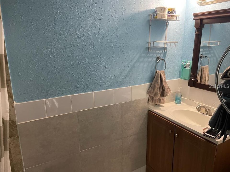 待售: $389,900 (4 贝兹, 2 浴室, 1875 平方英尺)