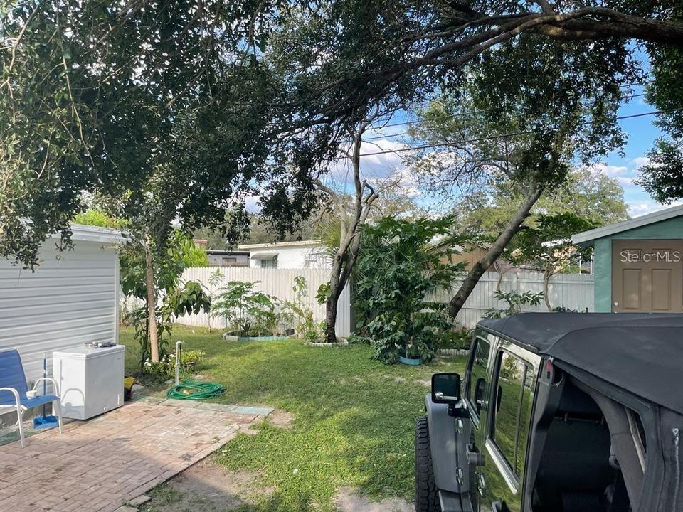 待售: $389,900 (4 贝兹, 2 浴室, 1875 平方英尺)