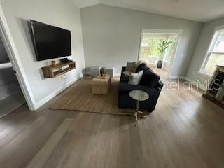 В аренду: $5,150 (3 спален, 2 ванн, 1363 Квадратных фут)