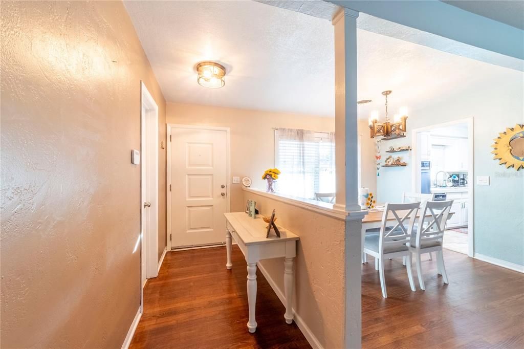 待售: $290,000 (3 贝兹, 2 浴室, 1269 平方英尺)