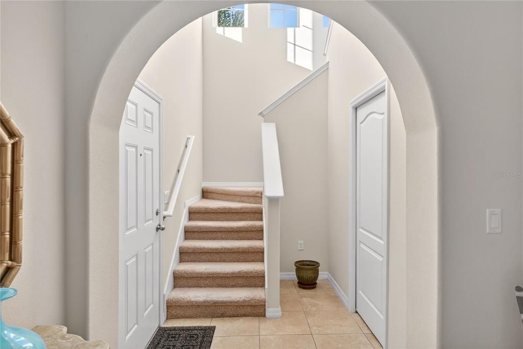 En Venta: $299,900 (3 camas, 2 baños, 1764 Pies cuadrados)