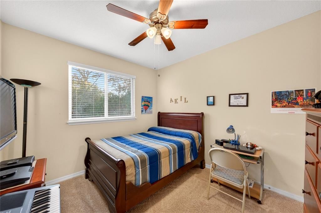 En Venta: $299,900 (3 camas, 2 baños, 1764 Pies cuadrados)