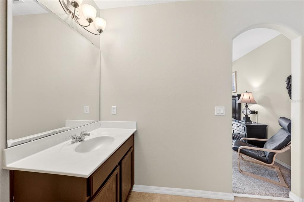 En Venta: $299,900 (3 camas, 2 baños, 1764 Pies cuadrados)