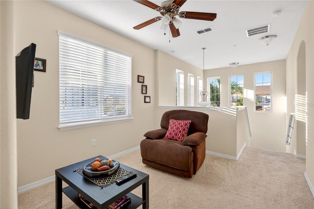 En Venta: $299,900 (3 camas, 2 baños, 1764 Pies cuadrados)