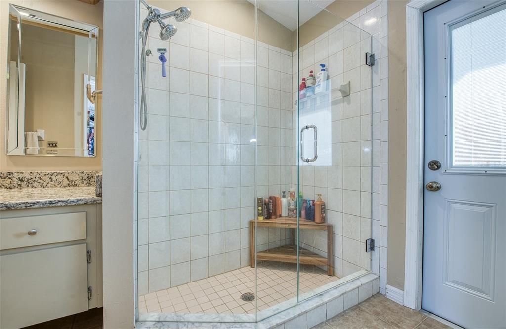 待售: $345,700 (3 贝兹, 2 浴室, 1645 平方英尺)