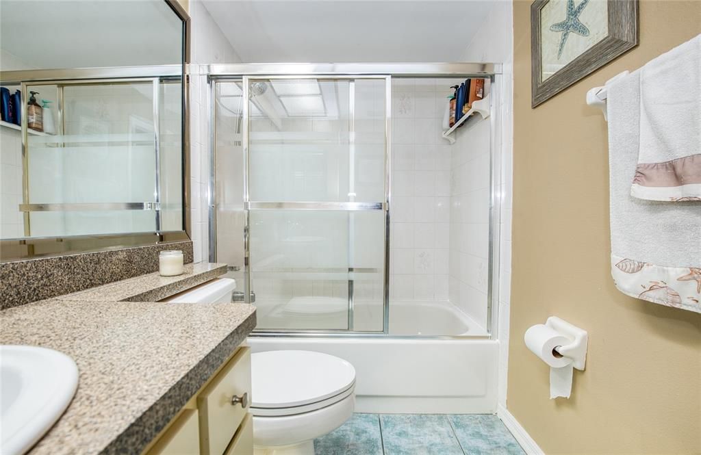 待售: $345,700 (3 贝兹, 2 浴室, 1645 平方英尺)