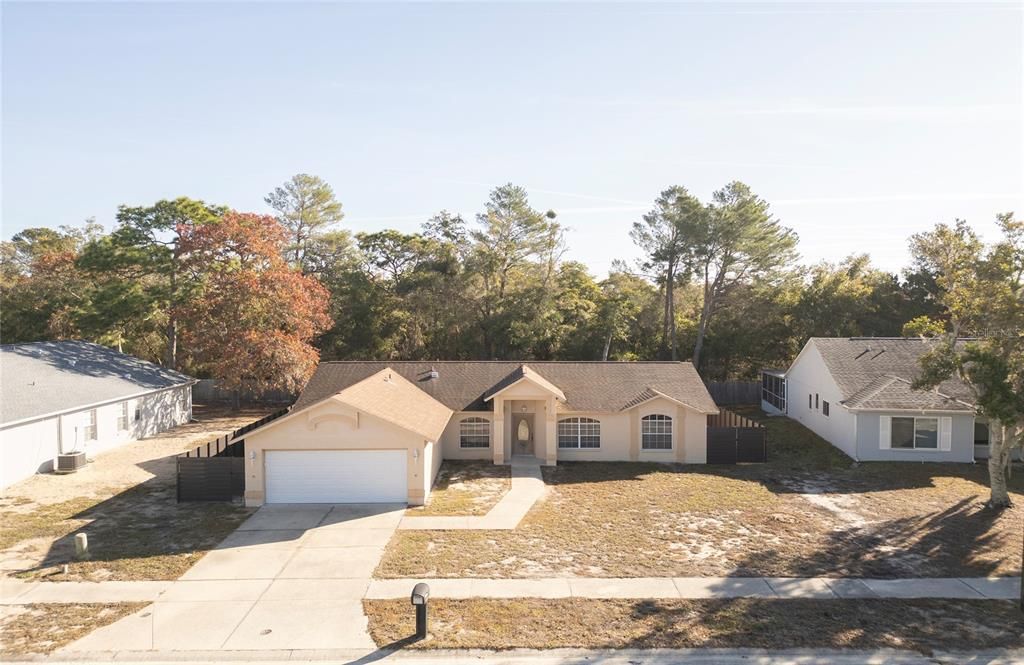 待售: $345,700 (3 贝兹, 2 浴室, 1645 平方英尺)