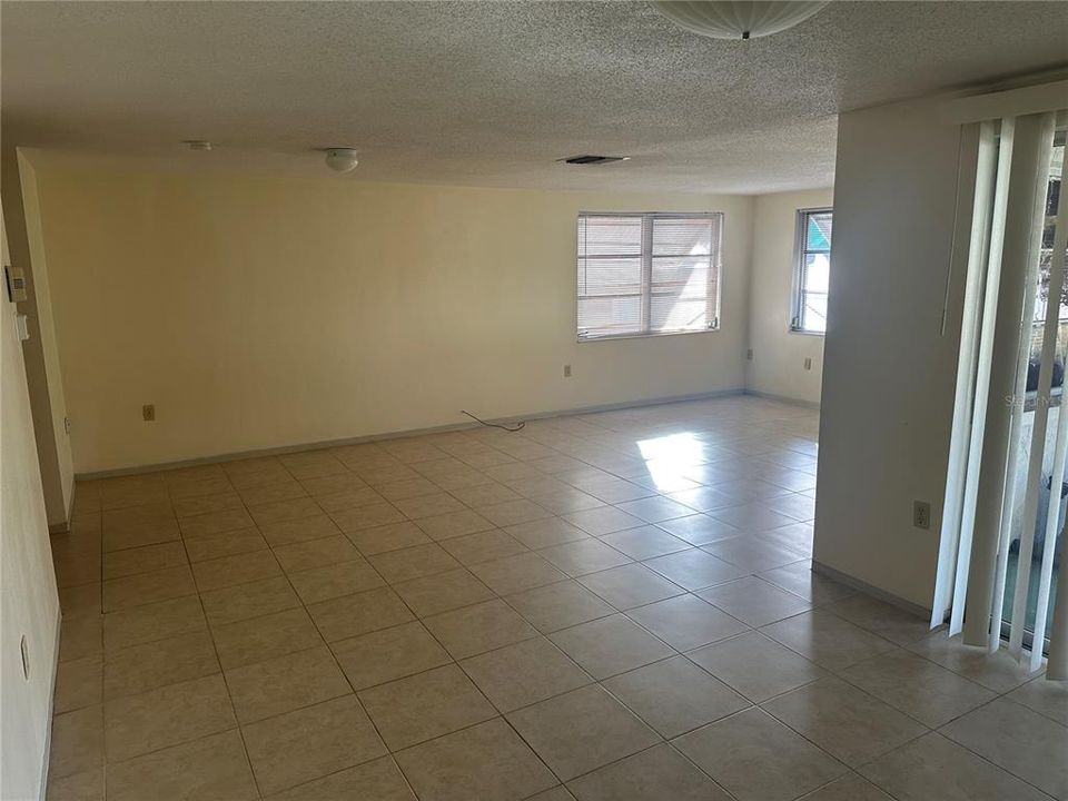For Rent: $1,500 (2 beds, 2 baths, 1096 Square Feet)