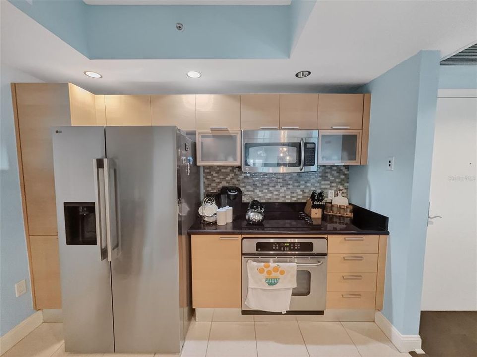For Sale: $318,000 (2 beds, 2 baths, 1670 Square Feet)